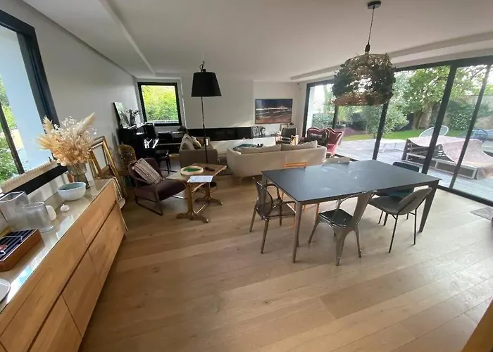 Maison D'architecte Decoree Avec Soin 别墅 *